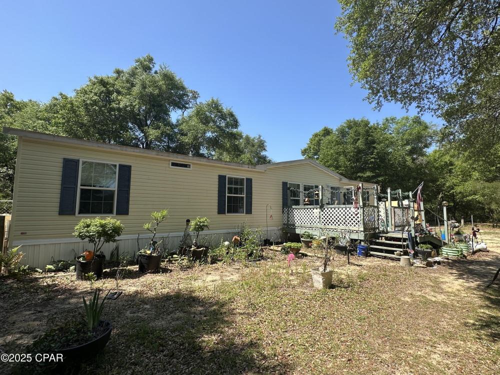 Currently Displayed Property Photo