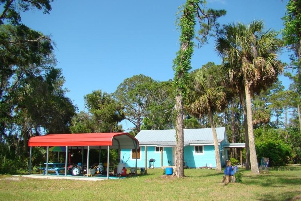 Currently Displayed Property Photo