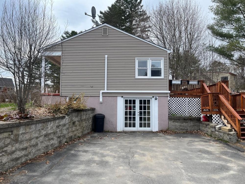 Currently Displayed Property Photo
