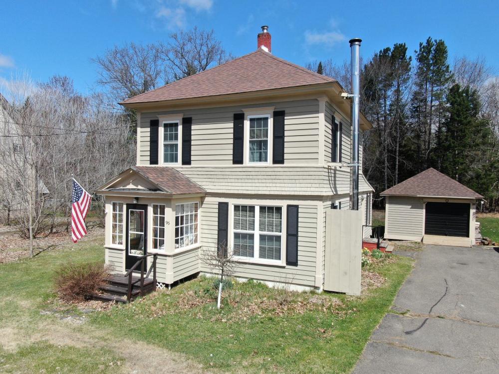 Currently Displayed Property Photo