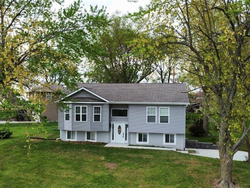 Currently Displayed Property Photo