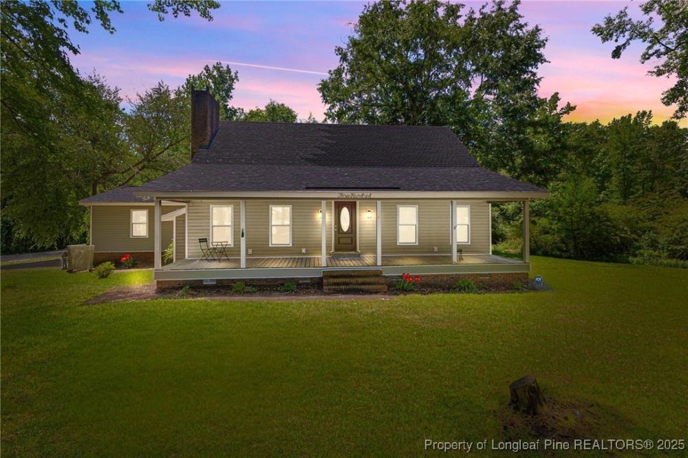 Currently Displayed Property Photo