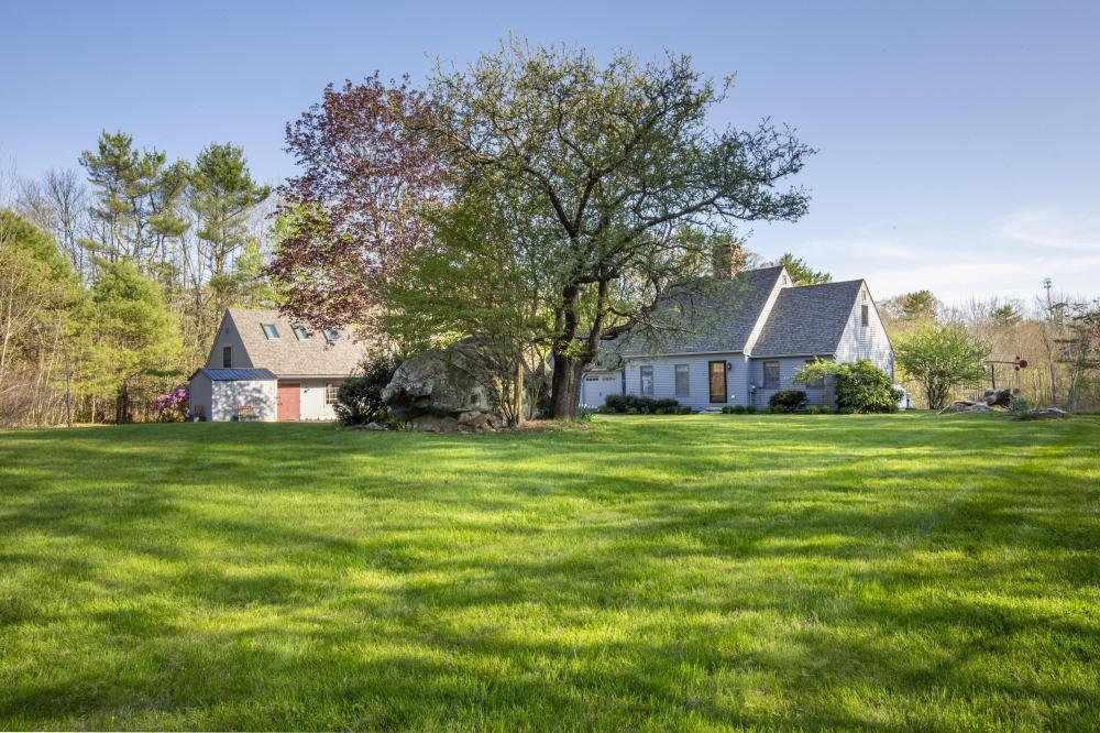 Currently Displayed Property Photo