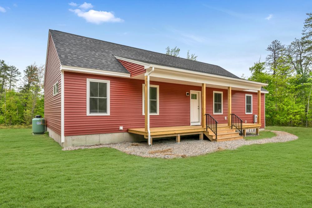 Currently Displayed Property Photo