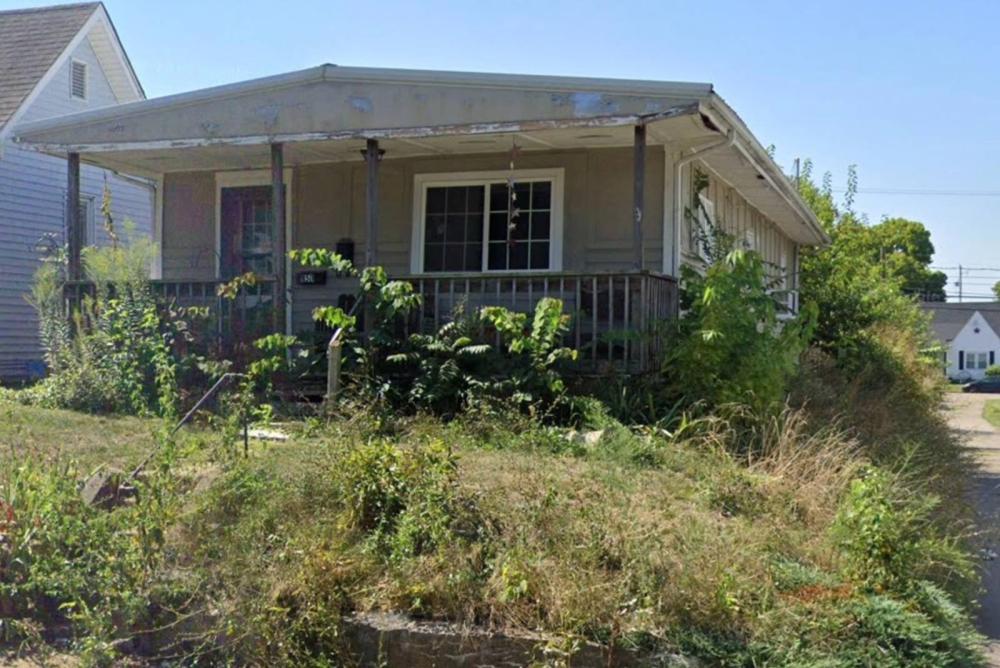 Currently Displayed Property Photo