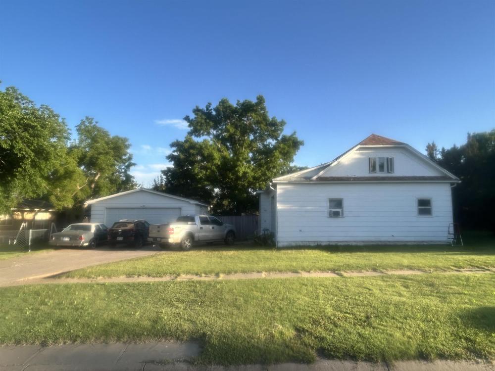 Currently Displayed Property Photo