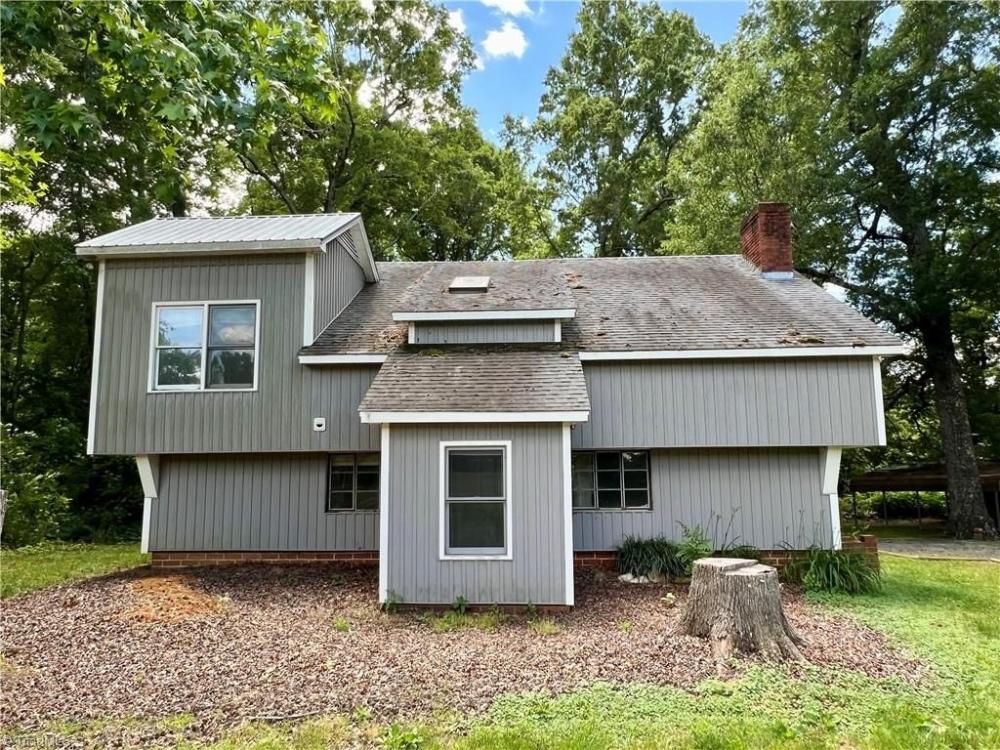 Currently Displayed Property Photo